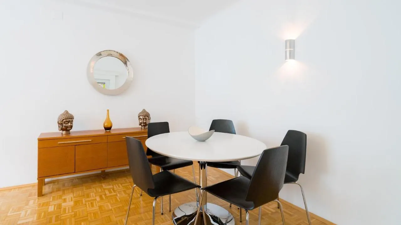 Vienna Residence | Rent Now From 1 Week: Furnished 1 Bedroom Apartment In 1020 Wien 0*,
